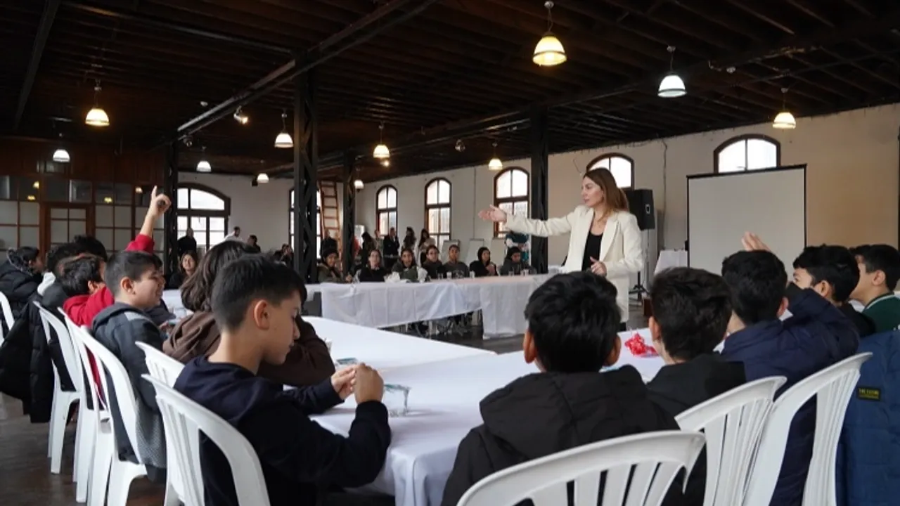 İzmirli çocukların gözünden afet risklerine karşı çalıştay