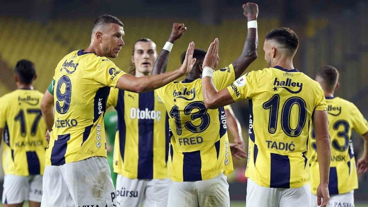 Fenerbahçe, UEFA listesini güncelledi
