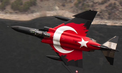 ESOGÜ Sanat ve Tasarım Fakültesi'nden F-4E Phantom II Uçağına Boyama Tasarımı