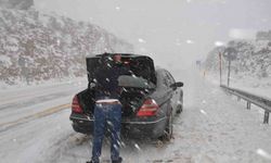 Antalya’da kar yağışı başladı