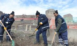 Diyarbakır’da mezarlıklarda temizlik çalışması