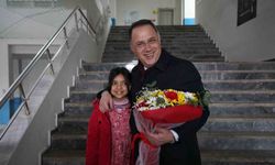 Beylikdüzü Belediye Başkanı Çalık, Hatay’da depremzedelerle bir araya geldi