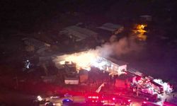 Palet fabrikasında çıkan yangın 2 saatte kontrol altına alındı: 1 kişi yaralandı