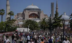 Yüzbinler Bayram Coşkusunu İstanbul’un Tarihi Yarımadası’nda Yaşadı!