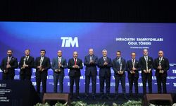 Türkiye’nin Rekor İhracatına Katkı Sunan Firmalar Ödüllendirildi
