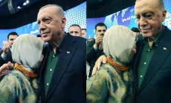 Emine Erdoğan, Cumhurbaşkanı Erdoğan’ın konuşması sırasında duygulandı