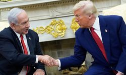 İsrail medyası: "Netanyahu, pazartesi günü Trump ile görüşmek üzere Washington’a gidecek"