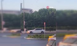 Eminönü’nde silahlı şahıs husumetlisini kovalayarak ateş etti, yoldan geçen adam yaralandı