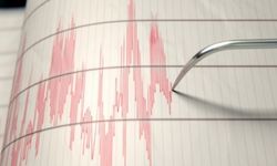 İran'da 5.4 büyüklüğünde deprem