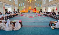 Diyarbakır’da minik öğrenciler Kur’an-ı Kerim öğrenmeye ilk adımlarını attı