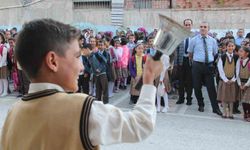 Elazığ’da 110 bin öğrenci ders başı yapacak