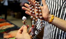 Padişah portreli tespihler görücüye çıktı