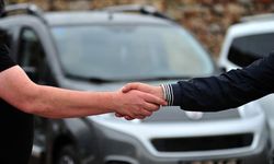 İkinci El Otomobilde Fiyat Kırılması: Reel Düşüş Sürüyor, Cari Fiyatlar Yükseliyor!