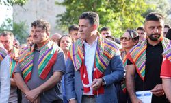 İsmet Atlı Karakucak Güreşleri, şampiyonlar kortejiyle başladı