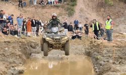 Gölcük’te ATV tutkunları zorlu parkurda mücadele etti