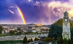 Hisarcık Saat Kulesi üzerinde gökkuşağı güzelliği