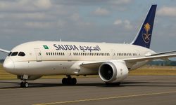 Suudi Arabistan uçağına yapılan bomba ihbarı paniğe neden oldu