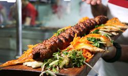 ‘Türkiye’nin en çok akla gelen lezzetleri’ listesinde Adana kebabının 3’üncü olmasına tepki