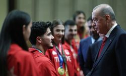 Cumhurbaşkanı Erdoğan: "Sporda da Türkiye Yüzyılı hedeflerimize ulaşmak için büyük bir çaba harcıyoruz"