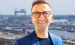 Kiel’de Tarihi Zafer: Türk Kökenli Samet Yılmaz, Yeşiller’den Belediye Başkanı Seçildi