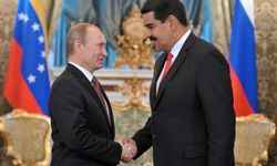 Putin’den Maduro’ya Destek Telefonu