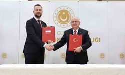 "Türkiye Cumhuriyeti Hükümeti ile Polonya Cumhuriyeti Hükümeti Arasında Savunma Alanında İş Birliği Anlaşması" imzalandı