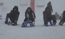 Uludağ’a yoğun kar yağdı, pistler doldu taştı