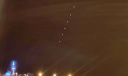 Kütahya ve Tavşanlı semalarında sıra sıra ışıklar görüldü