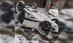 Üsküdar’da karlı yokuş kazaya sebep oldu