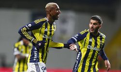 Zirvede fark 1'e düştü! 5 gollü düelloda kazanan Fenerbahçe