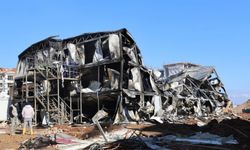 Başkan Şimşek’ten yangın çıkan TOKİ şantiyesinde inceleme