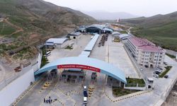 Dışişleri Bakanlığı’ndan İran’daki Türkiye Cumhuriyeti vatandaşlarına güvenlik uyarısı