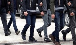 İzmir’de 1 milyar liralık tefeci operasyonu: 5 gözaltı