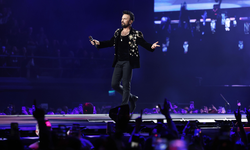 MEGASTAR TARKAN KONSERLERİNDE SONA YAKLAŞILIYOR 9 GÜNDE 50 BİN SEVENİYLE BULUŞTU