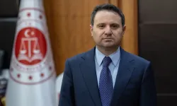 Bakan Gürlek: Düzenleme sayesinde benzer davalar aynı mahkemelerde görülerek süreçlerin daha hızlı ilerlemesi sağlanacak