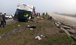 Kozan’da yolcu otobüsü devrildi: 2 ölü, 17 yaralı