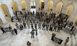 ABD Kongresinde İran savaşını protesto eden gazilere gözaltı