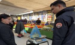 Bahçelievler’de pazarcının tartı oyunu bozuldu