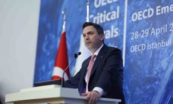 Bakan Bayraktar: ‘‘Türkiye’nin enerji dönüşümünün kalbinde kritik mineraller var’’