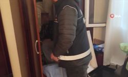 Dolaptan kıyafet değil "Torbacı" hükümlü çıktı