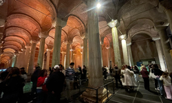 İBB’NİN 1 TL KARARI ARDINDAN YEREBATAN’DA İLK 5 SAATTE 5 BİN YERLİ ZİYARETÇİ