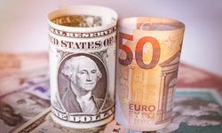 Kapalı Çarşıda serbest piyasada döviz fiyatları