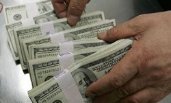 Kapalı Çarşıda serbest piyasada döviz fiyatları