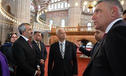 Komşumuz Bulgaristan'ın İçişleri Bakanı Emil Dachev Selimiye Camii’ne hayran kaldı