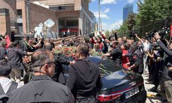 CHP Genel Başkanı Kılıçdaroğlu, Genel Merkez’de çiçeklerle karşılandı