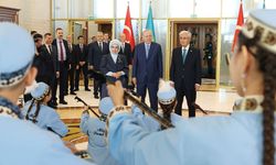 Cumhurbaşkanı Erdoğan’a Kazakistan’da Dombra sürprizi