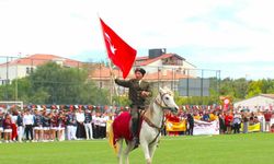 Datça’da atlı gösteri ayakta alkışlandı