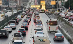 Nisan ayında 182 bin 34 adet taşıtın trafiğe kaydı yapıldı