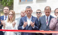 Özgür Özel Bornova’da toplu açılış törenlerine katıldı
