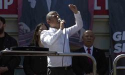 Özgür Özel: "Derhal kurultay yapılmalıdır, hangi delegeyle istiyorsanız derhal bir kurultay yapın"